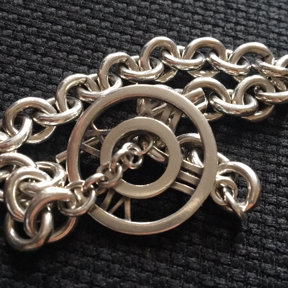 Clock face toggle bracelet